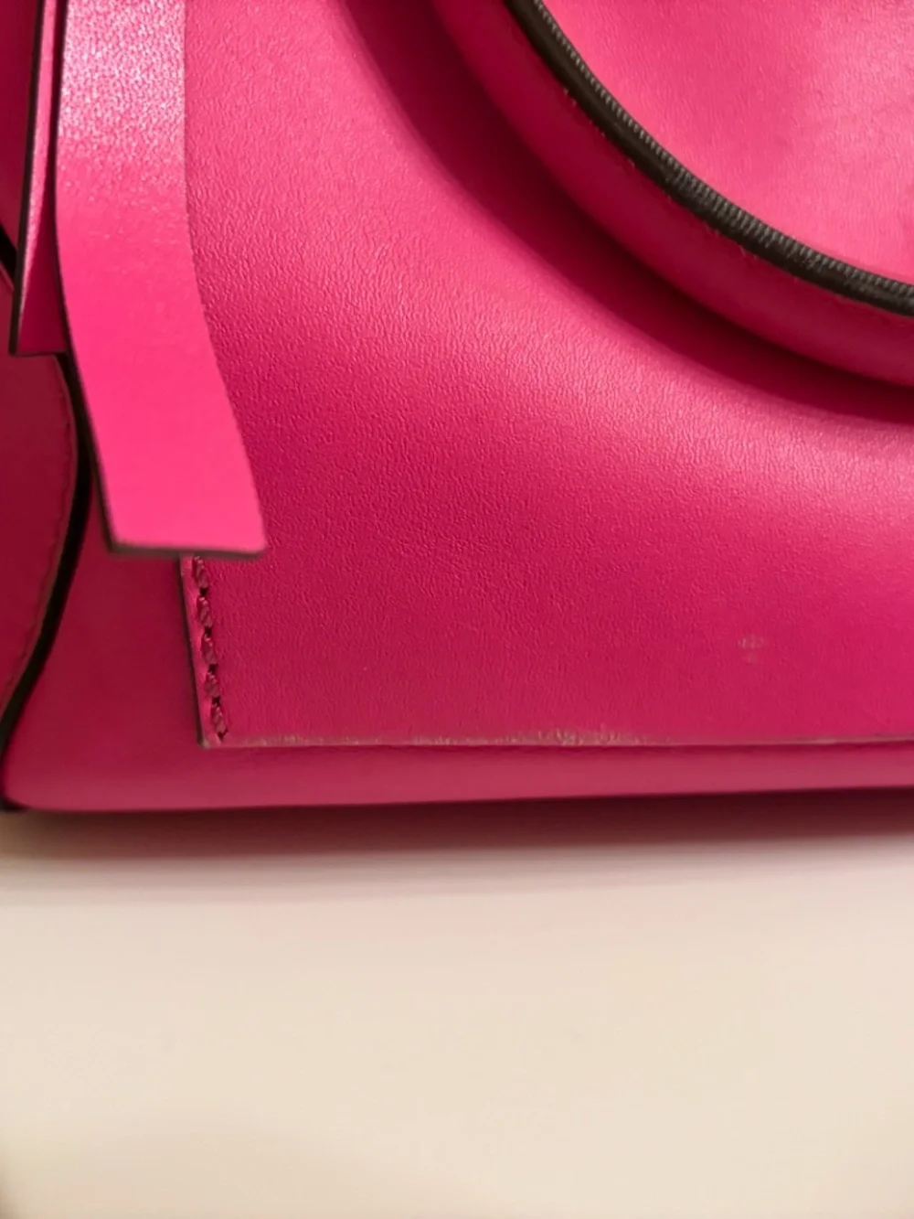 KATE SPADE in Rio Pink